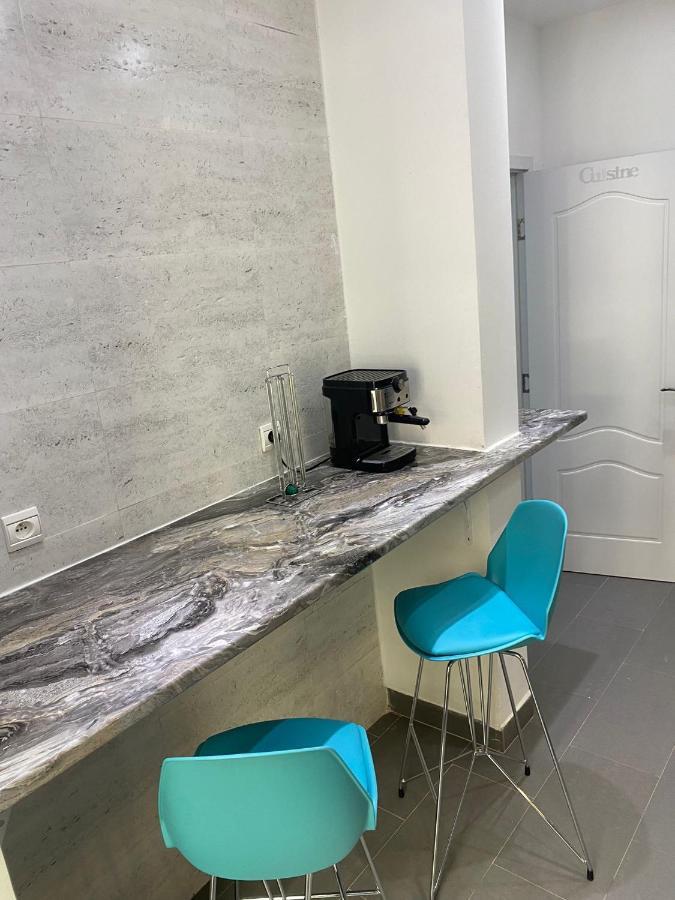 Appartement De Luxe Meublé à Louer - Près Des Almadies 3 Ch/ 3 Sdb